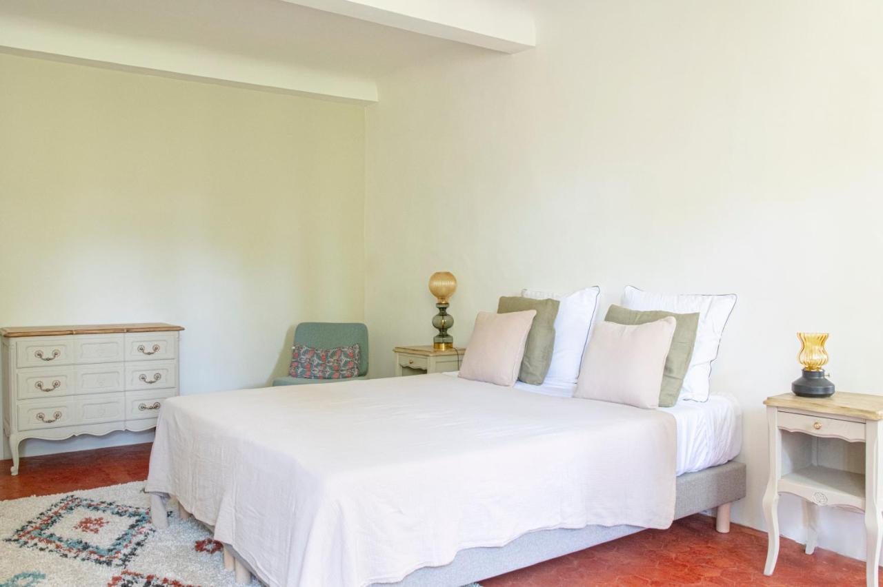 Maison Sumiane Μπρινιόλ Εξωτερικό φωτογραφία